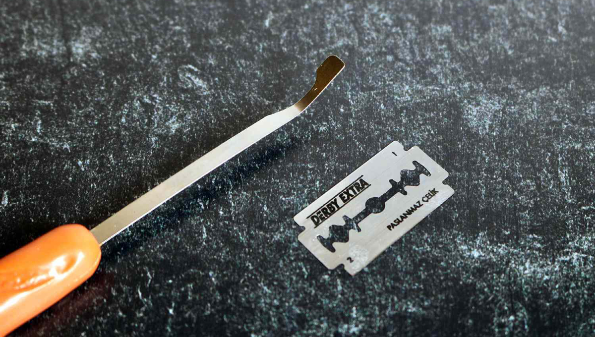 Razor Blades for Bread: Tips for Proper Use